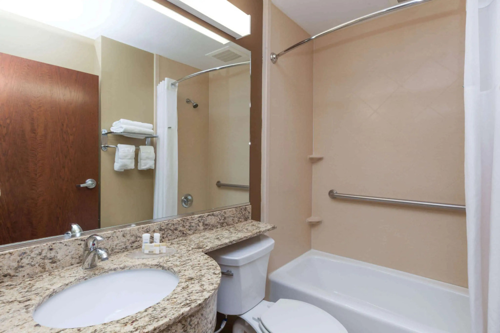 Microtel Inn & Suites by Wyndham Wheeler Ridge