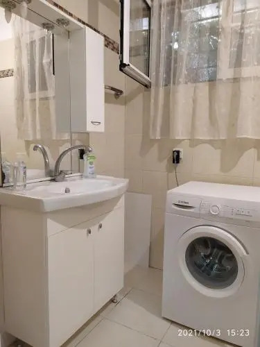 Georgia's Family Apartment