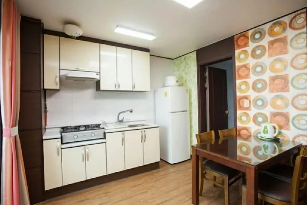 Jejugreen Beach Pension
