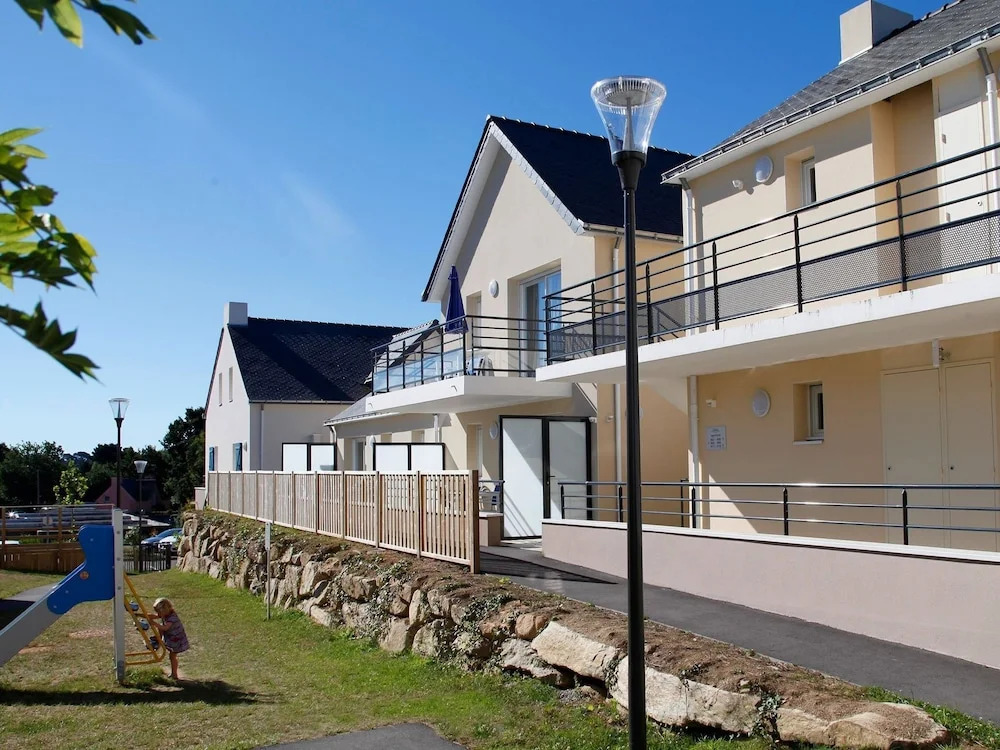 Modern apartment near the Golfe de Morbihan in South Brittany