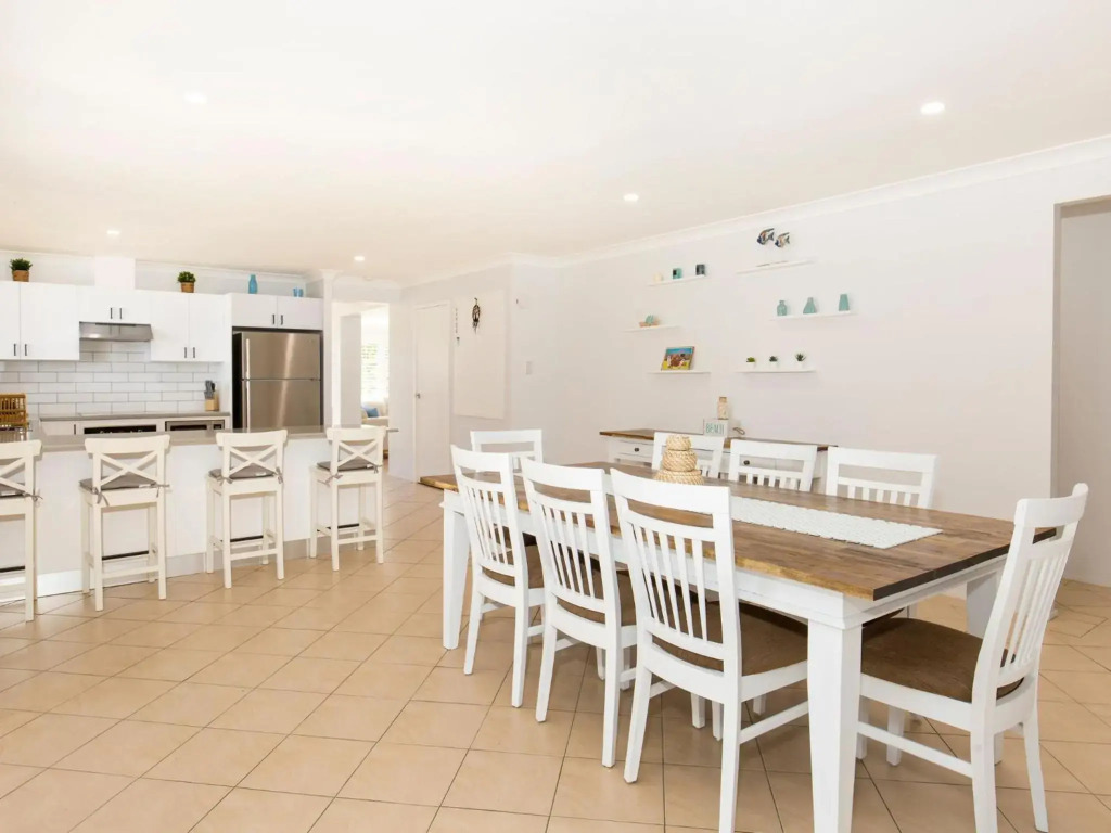 Coastaway I Pet Friendly I 3 Min Walk to Beach