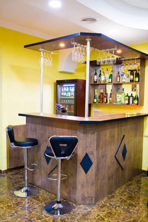 Hotel Holiday Villa