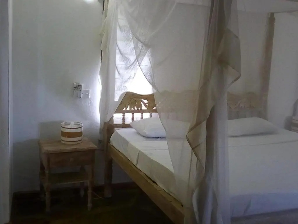 Marine Holiday House- Bed & Breakfast
