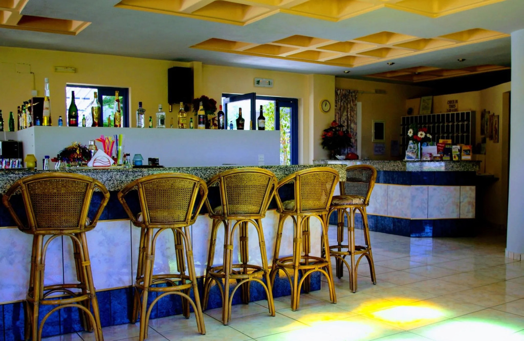 Aspro Hotel