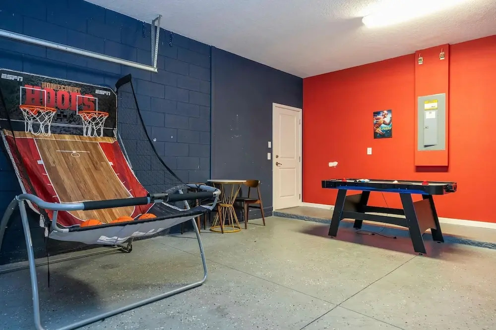 5 Suites - Game Room Theater Room Private Pool