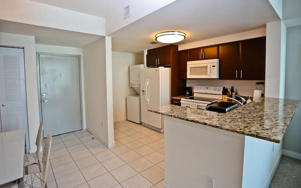 Nuovo Miami Apartments at Brickell - Downtown