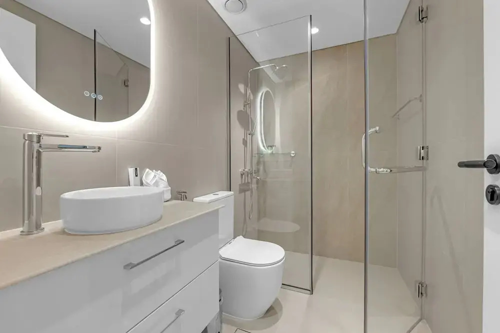 Waves - Charming Apt With Balcony, Minutes From The Beach