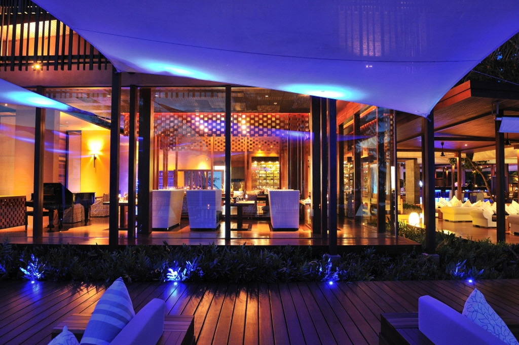 Wanakarn Beach Resort & Spa