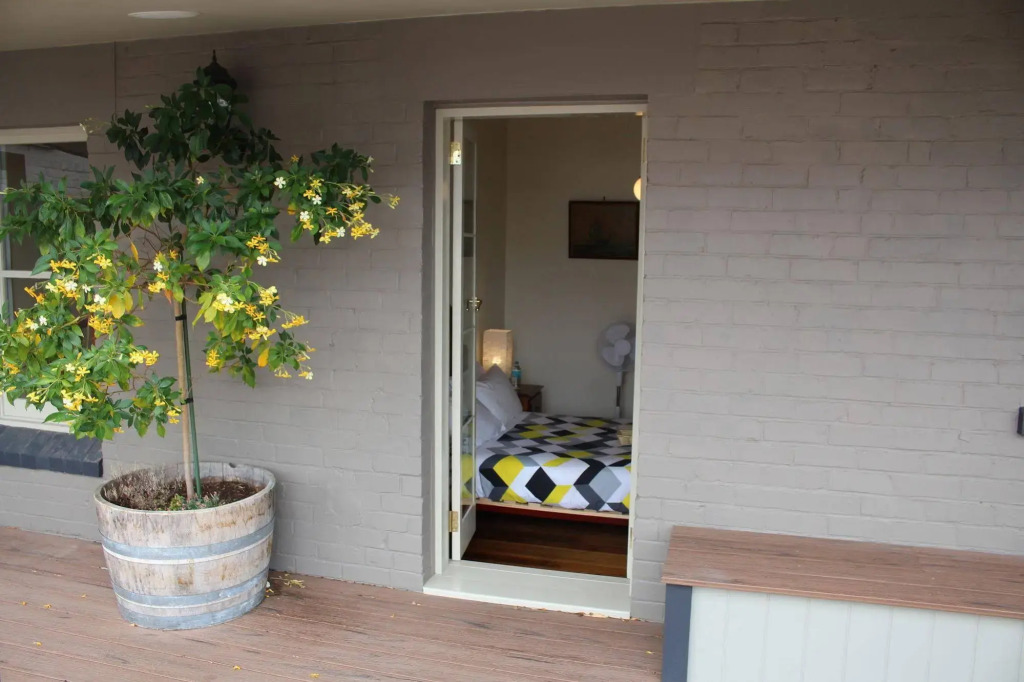 The Tasmanian Inn