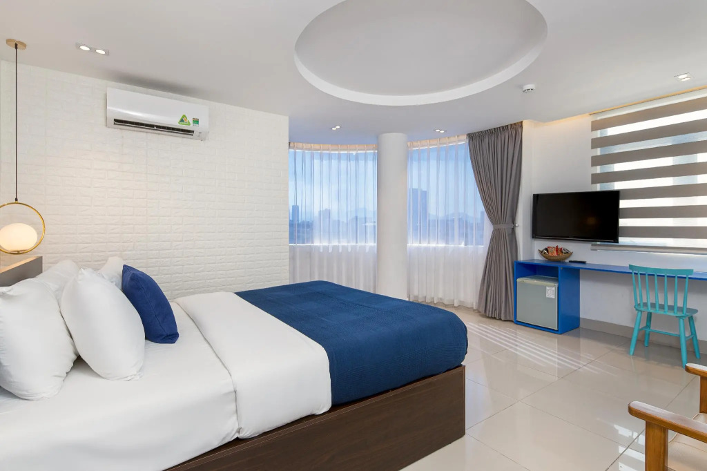 Chill Box Premier Beach Hotel