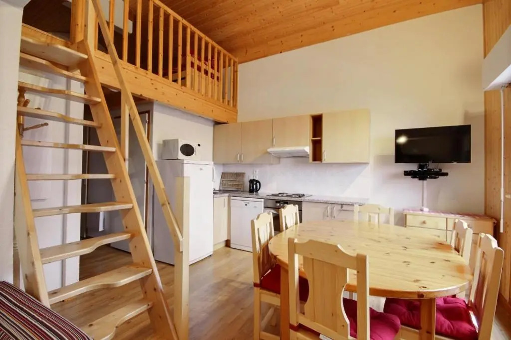APPARTEMENT SPACIEUX AVEC BALCON - SAINT JEAN D AULPS STATION - 8 Personnes - OURSON 57-58