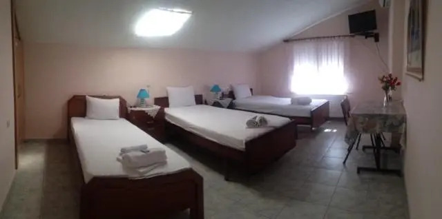 Aktaion Hotel