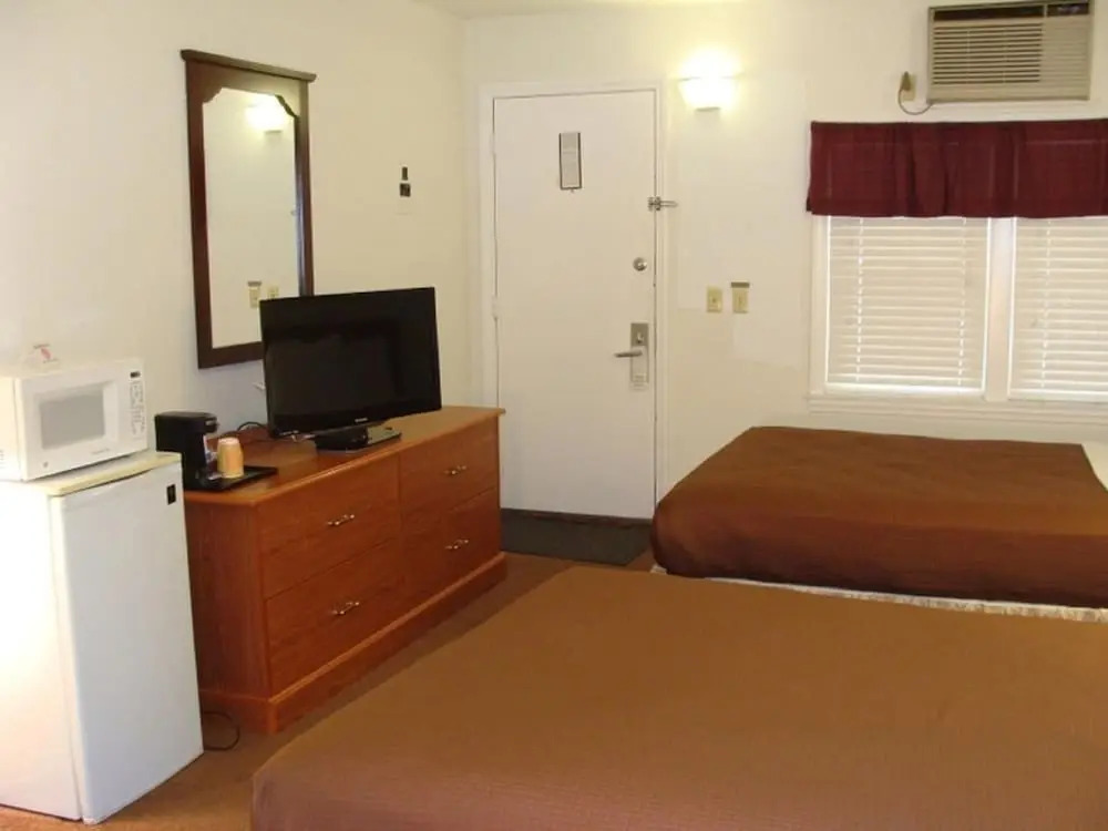 University Lodge