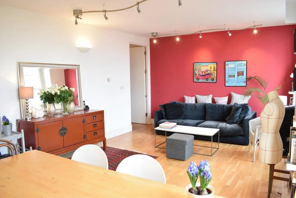 Spacious 1 Bedroom Apartment Near Camden