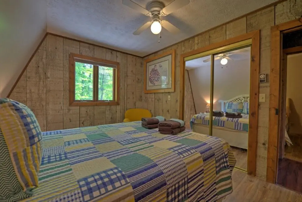 Red Nova - 3 Br Home
