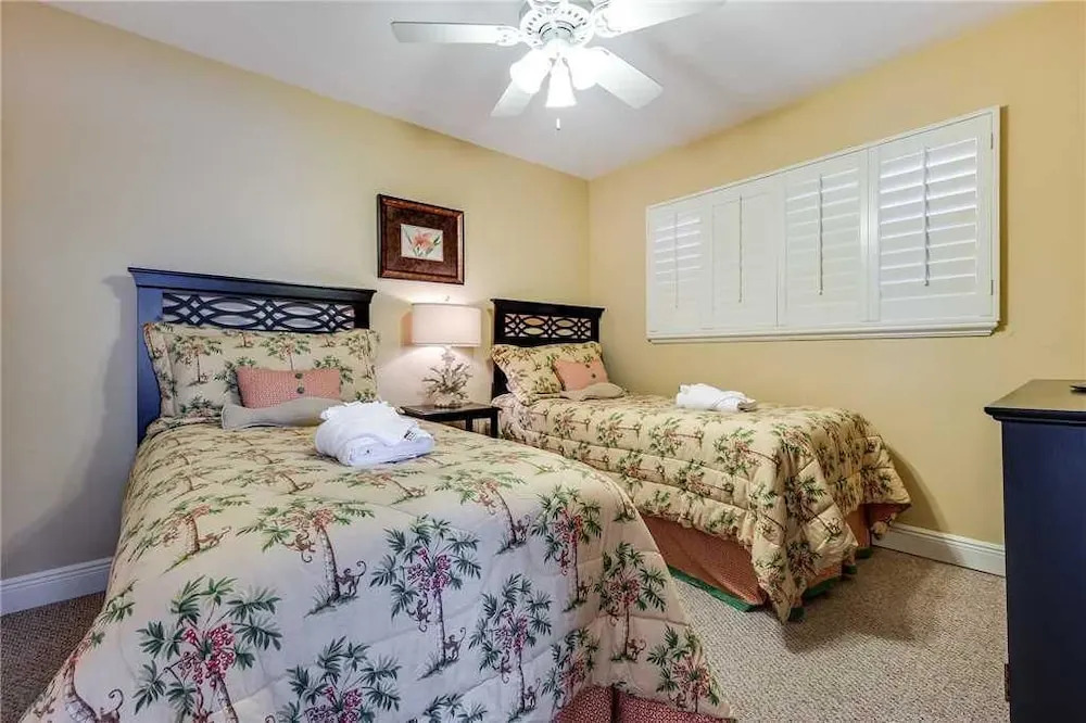 Carlos Pointe 611 - Two Bedroom Condo
