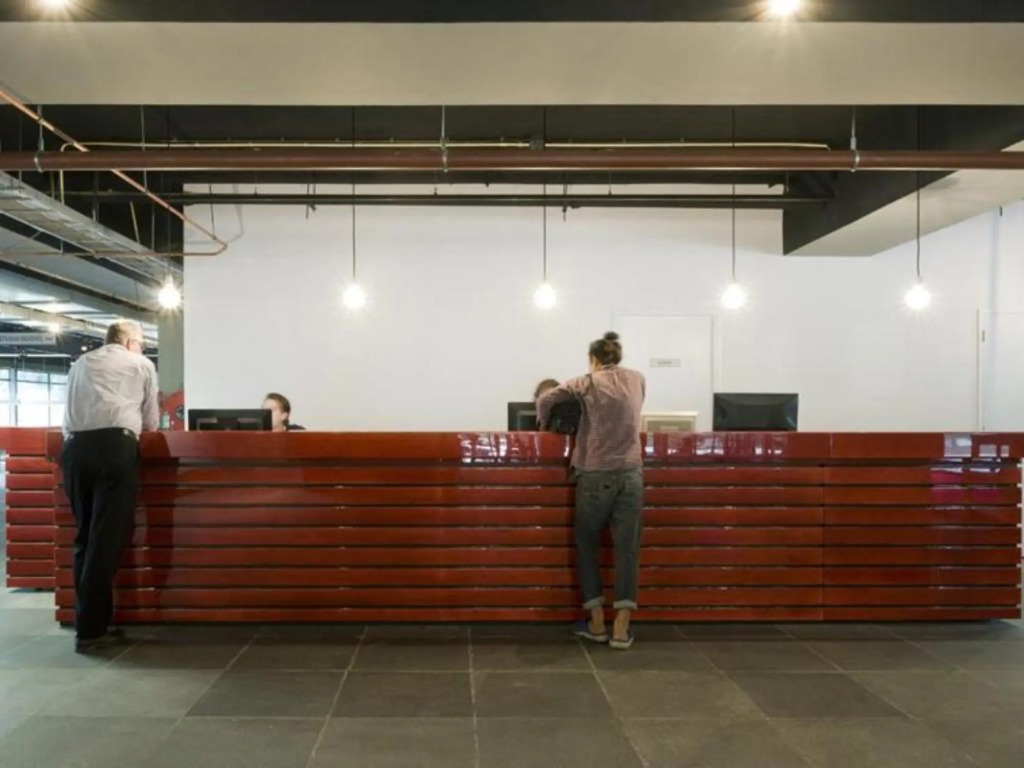 WOW Hostel Amsterdam