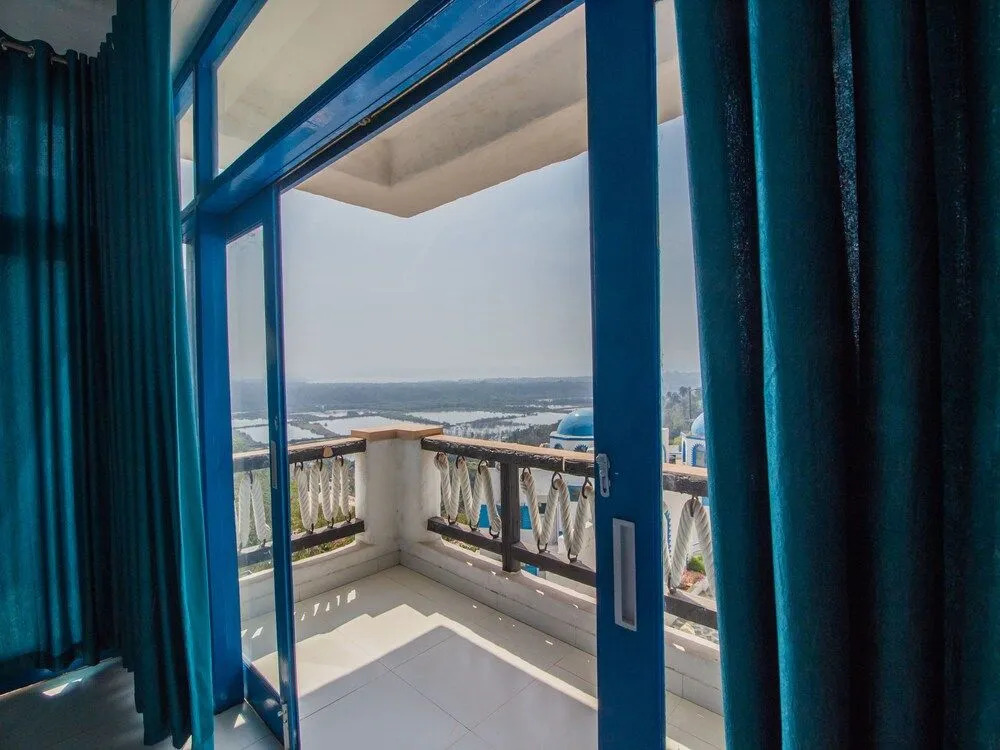 OYO 11900 Home Exotic 3BHK Bambolim