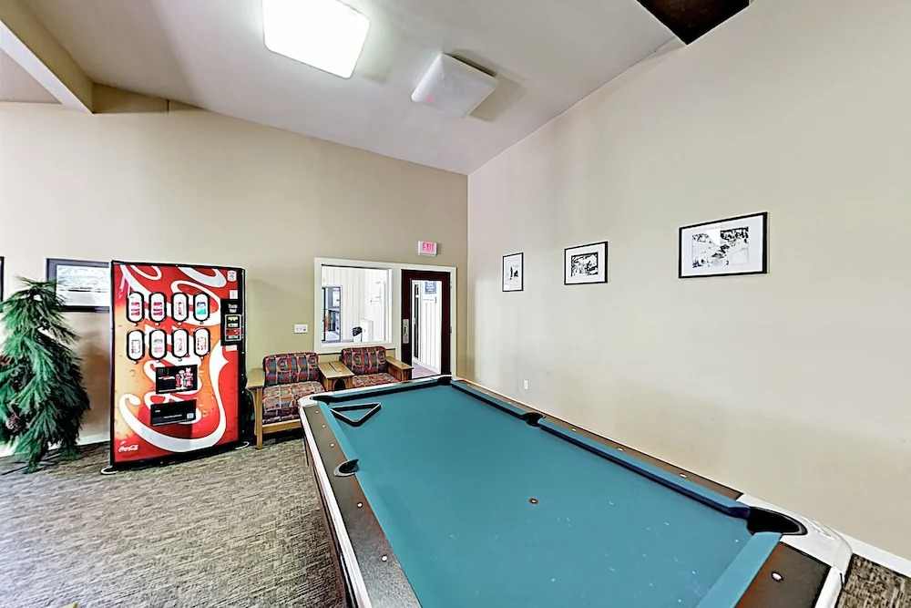 Mammoth Slopes Unit #72 - 2 Br Condo