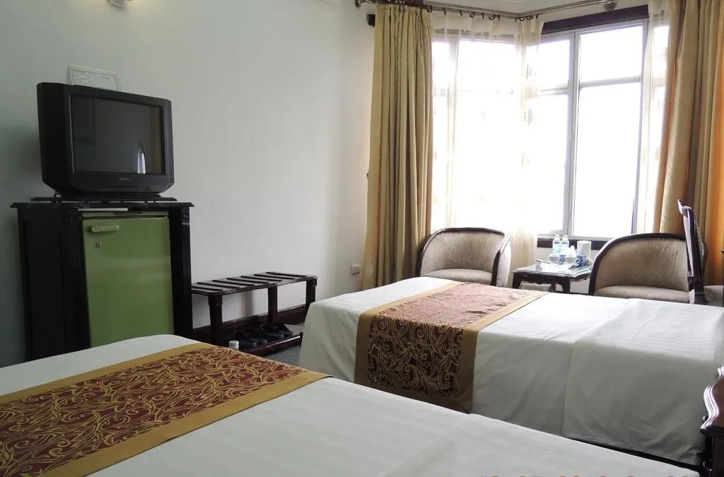 Trade Hotel