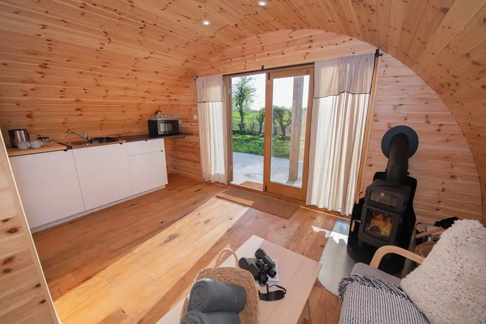 Glamping Pod 5 Shelter