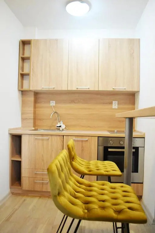 He-Ra Apartment 4