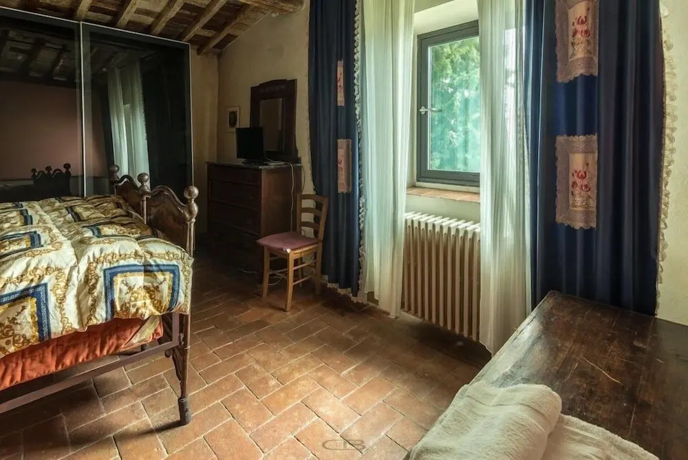 Borgo Medievale di Poggio Alla Pieve Relais, Food & Art