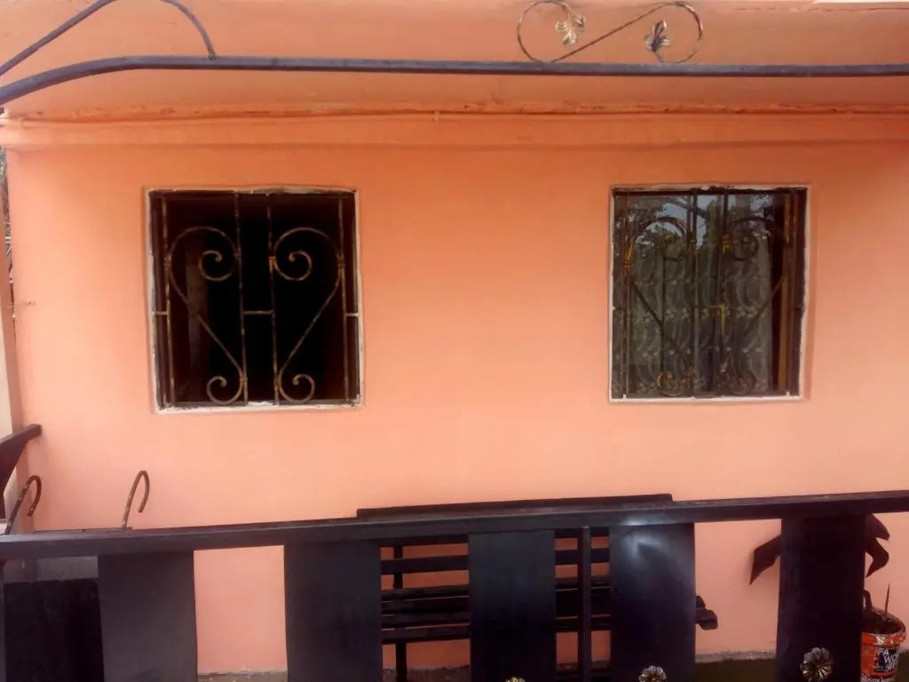 Home in Noneshvili str 1