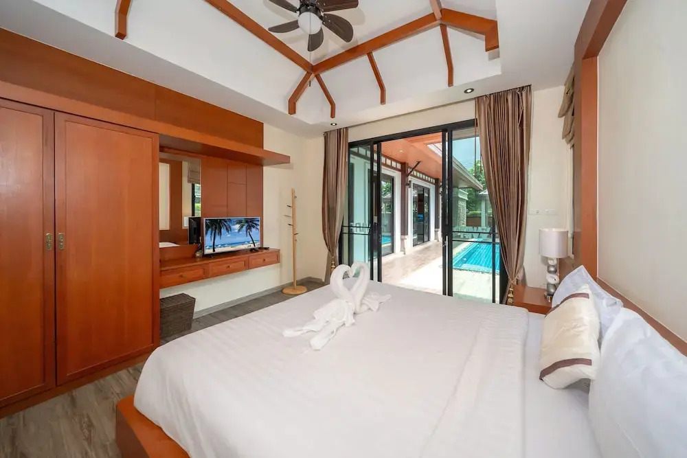Private Stay at Rawai VIP Villas 3E01