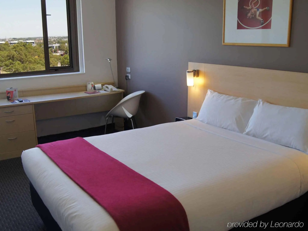 ibis Sydney Olympic Park