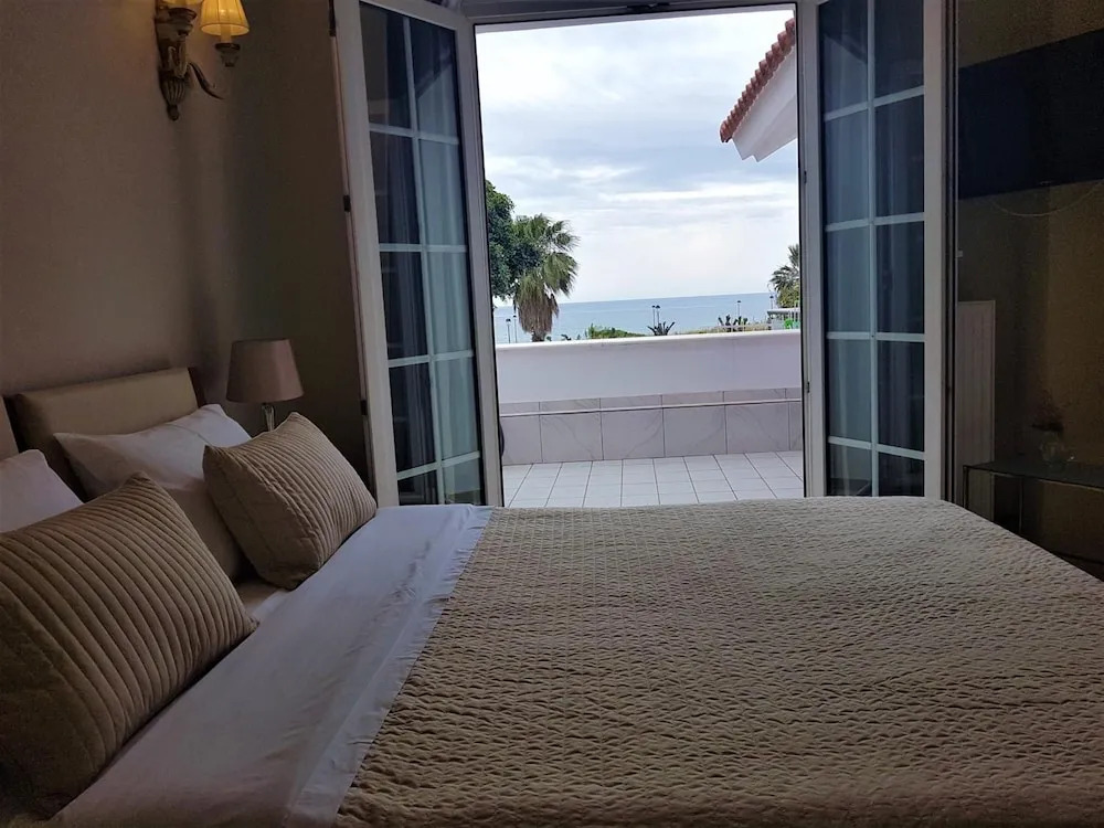 Q Suites Preveza