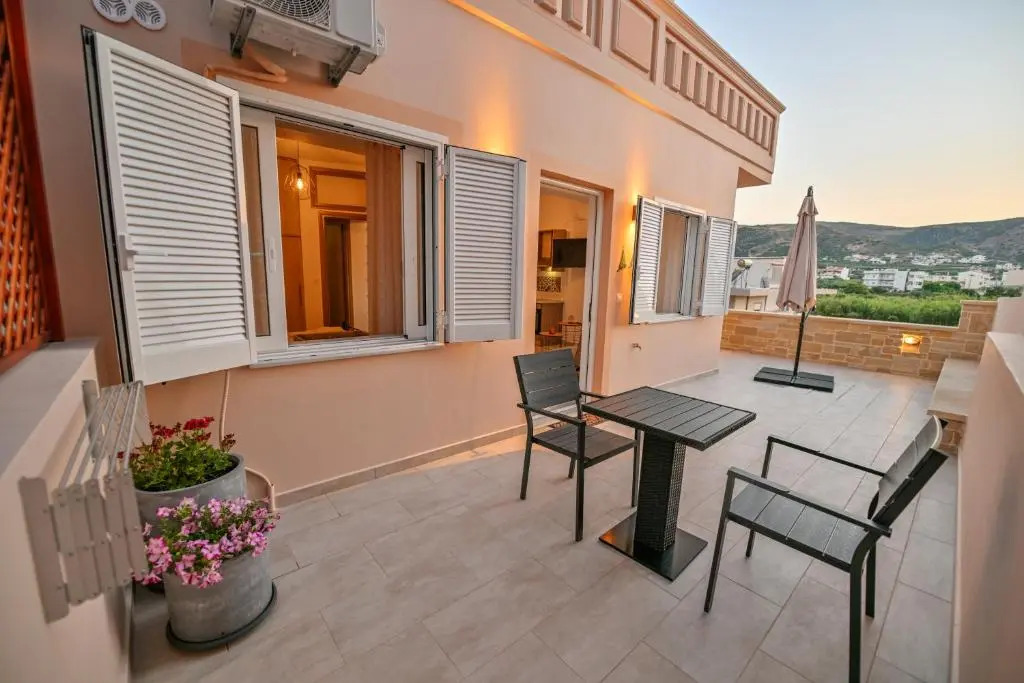Artemis No.2 Apartment