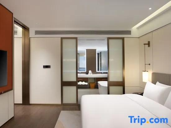 Maison New Century Hotel Xisheng Lu'an