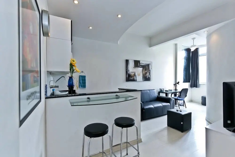 2 Bedroom on Beach Block 202 Holiday Home 2