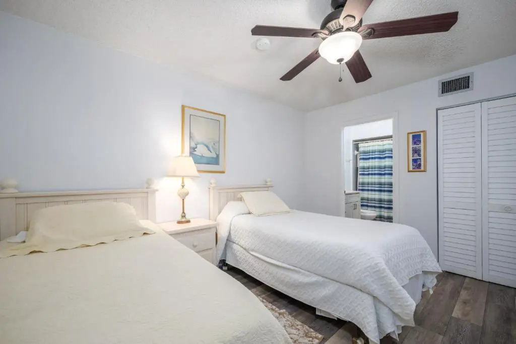 Hibiscus 103-B, 2 Bedrooms, Sleeps 6, Ocean Front, Ground Floor, 3 Pools