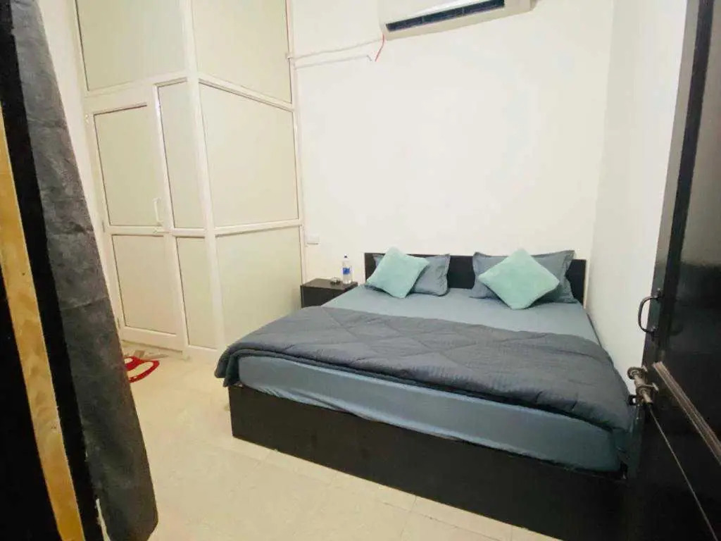 Pop 92131 Hotel Zara