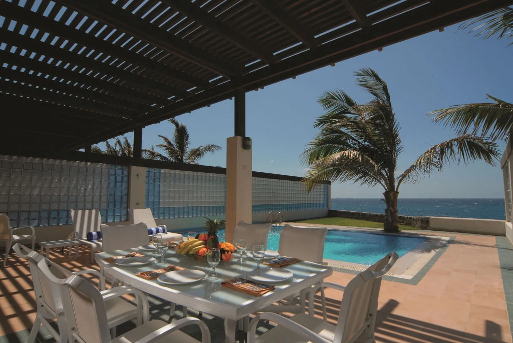 Al Nawras Island Resort