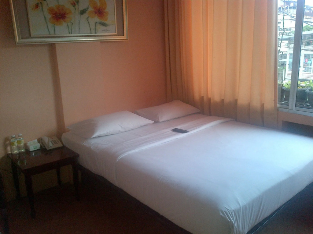Twins Hotel