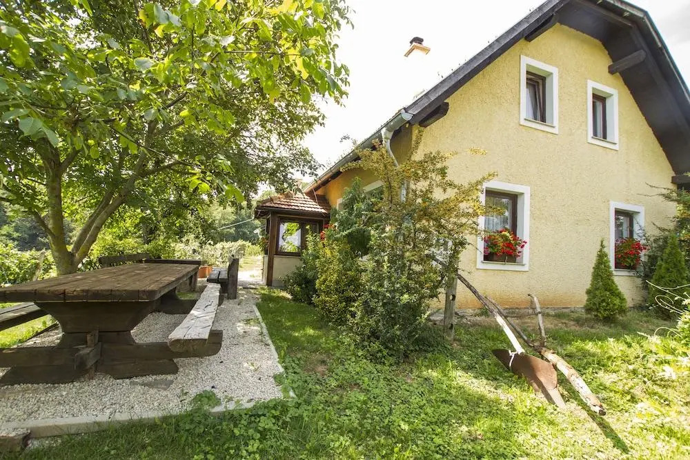 Holiday Home Juričko with private Sauna