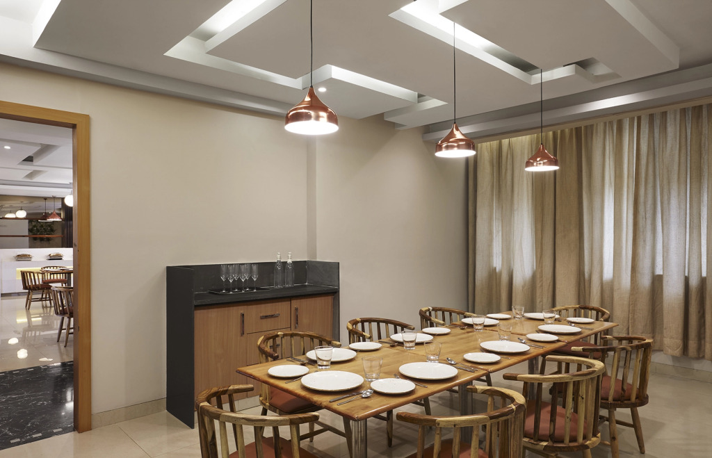 Monday Hotels Mahape