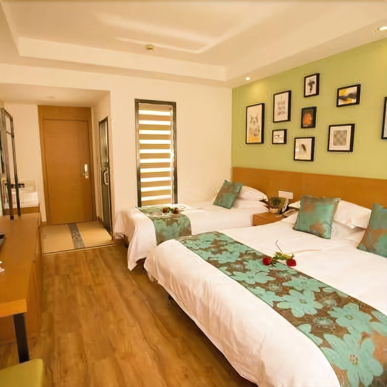 Huangshan Qingya Hotel