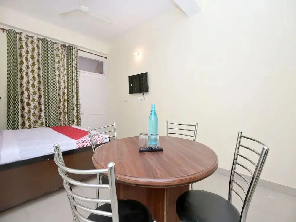 OYO 13804 Home Serene Studio Kasauli