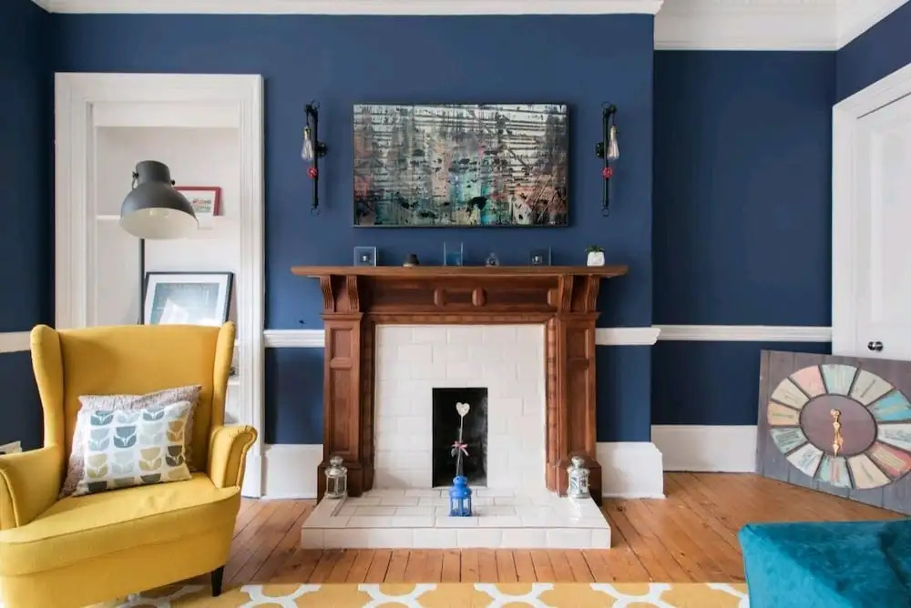 Gorgeous Light Apartment In West End