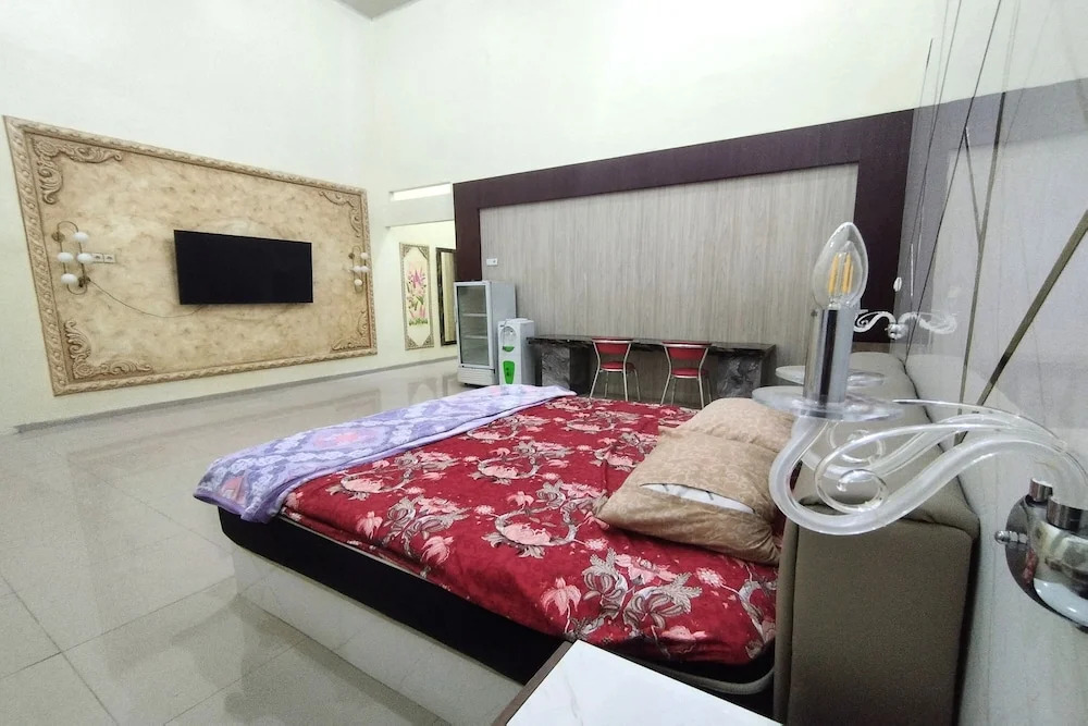 RedDoorz near Islamic Center Jambi