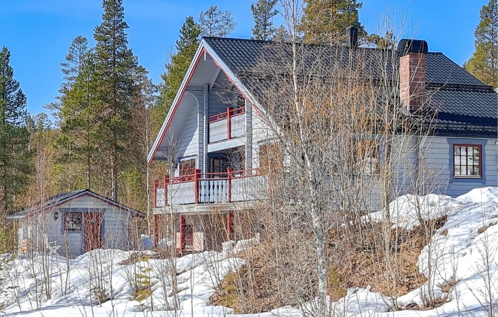 Stunning Home in Sälen With Sauna, Wifi and 5 Bedrooms