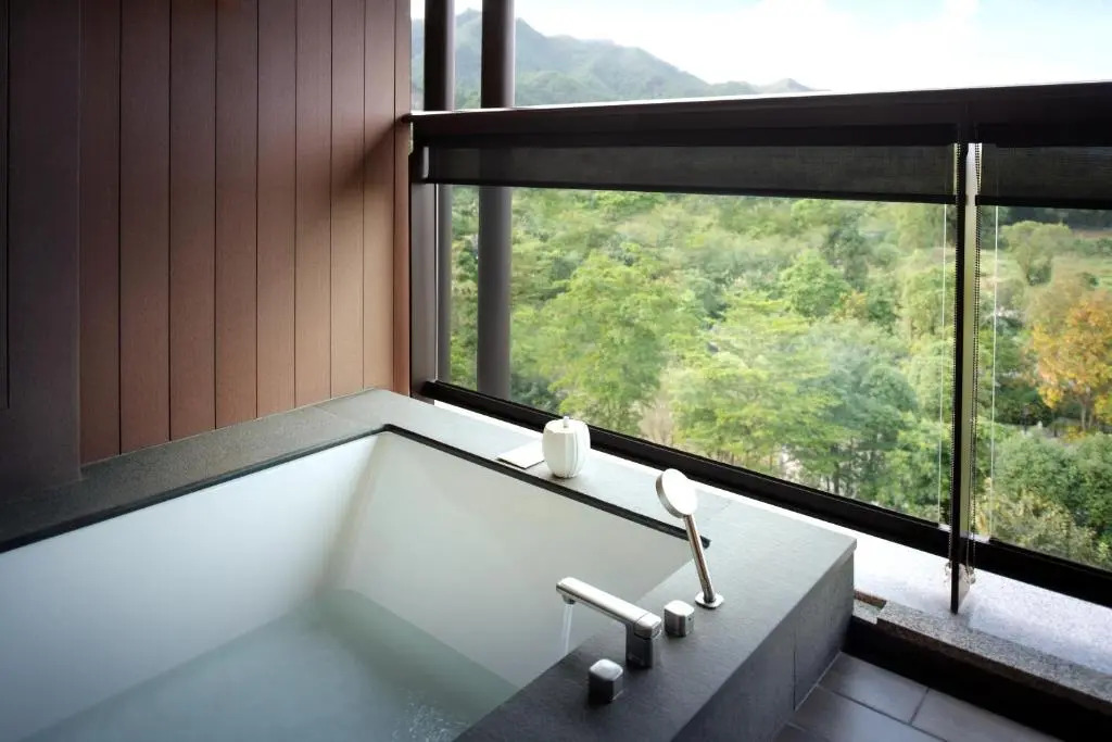 New World Qingyuan Hotel -formerly KHOS QINGYUAN