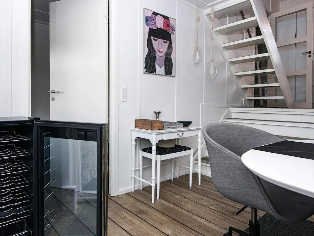 Apartment with maritime atmosphere