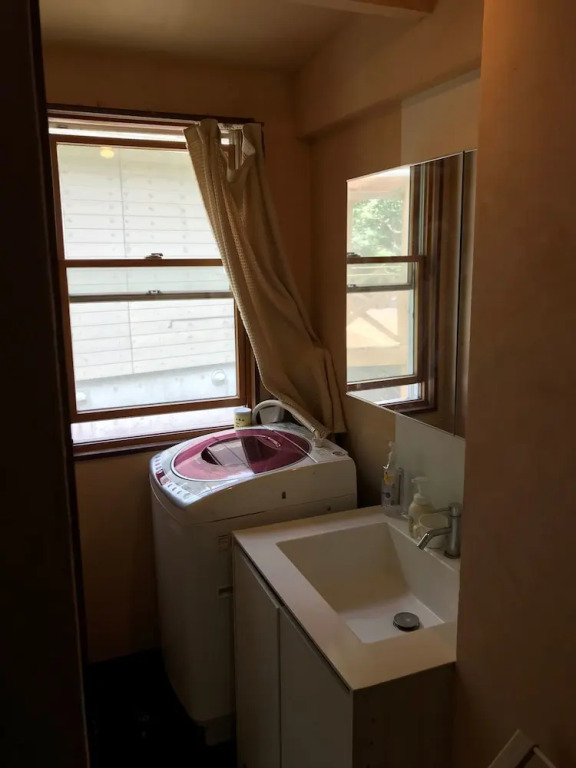 Shanti Bungalow