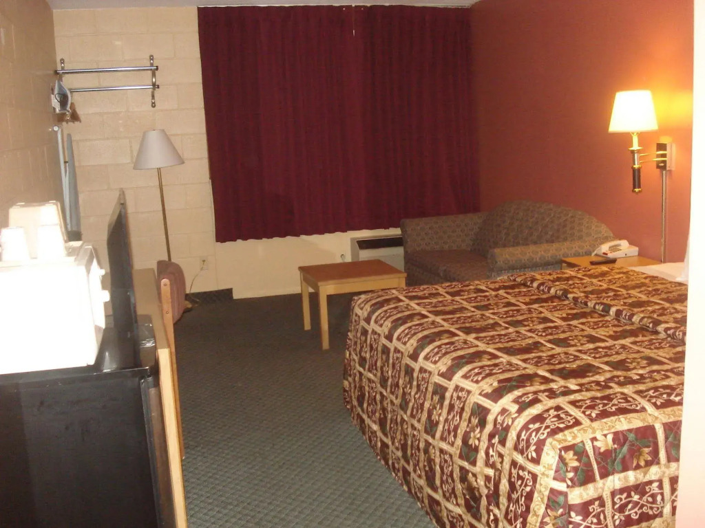 Budget Inn Bath