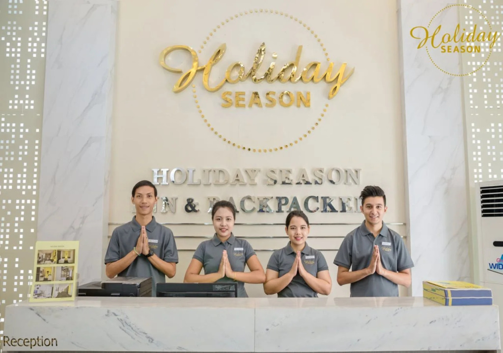 Holiday Season Motel